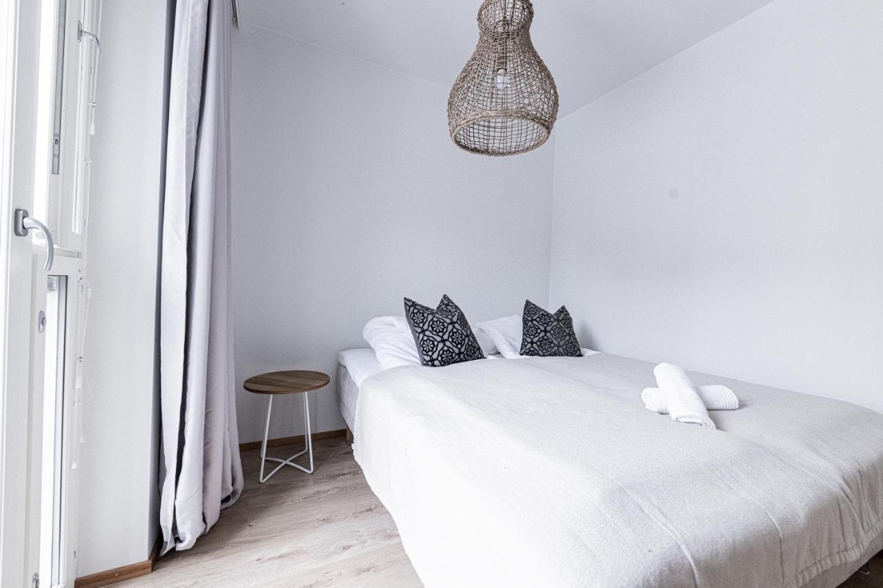 Apartment, Sleepwell, Tyynimeri With Private Parking And Optional Private Sauna Helsingfors Exteriör bild