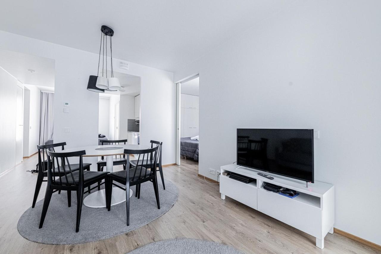 Apartment, Sleepwell, Tyynimeri With Private Parking And Optional Private Sauna Helsingfors Exteriör bild