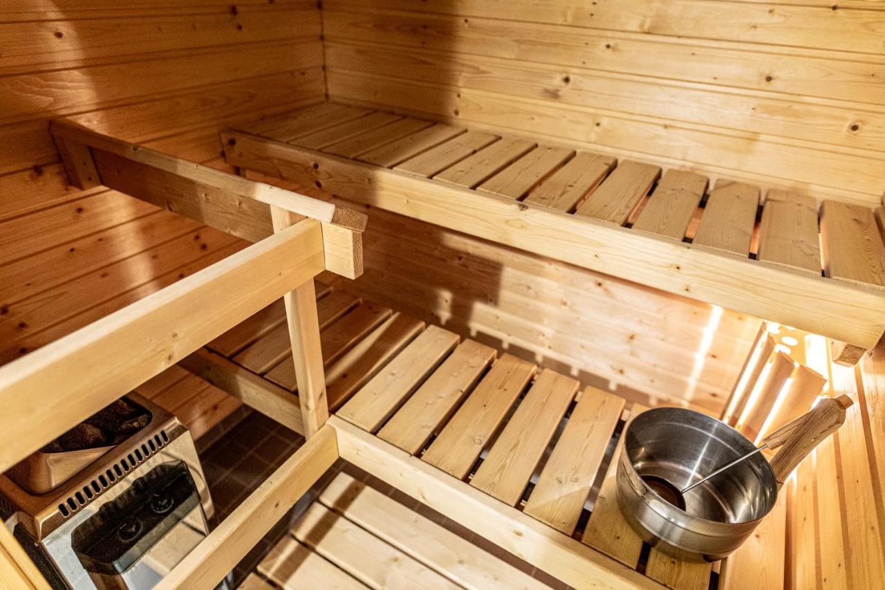 Apartment, Sleepwell, Tyynimeri With Private Parking And Optional Private Sauna Helsingfors Exteriör bild