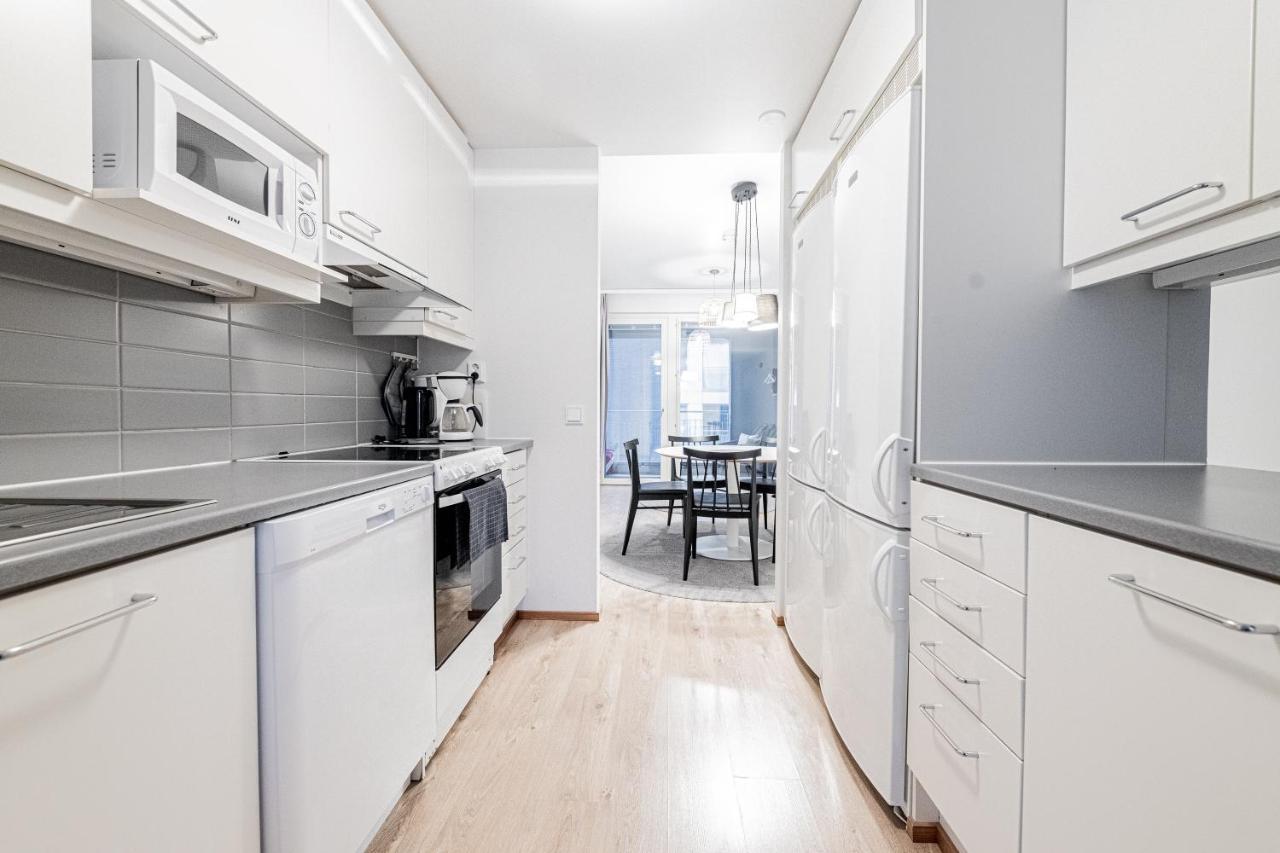 Apartment, Sleepwell, Tyynimeri With Private Parking And Optional Private Sauna Helsingfors Exteriör bild