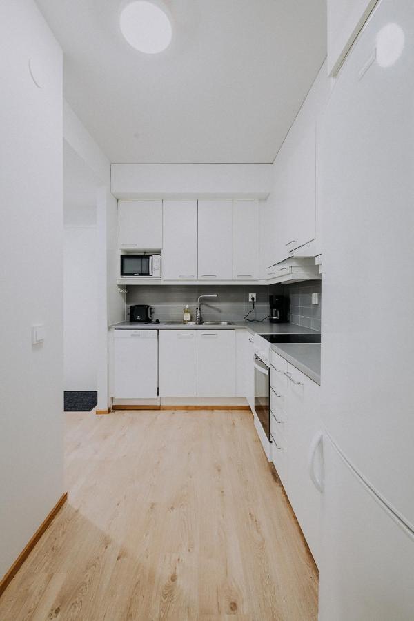 Apartment, Sleepwell, Tyynimeri With Private Parking And Optional Private Sauna Helsingfors Exteriör bild