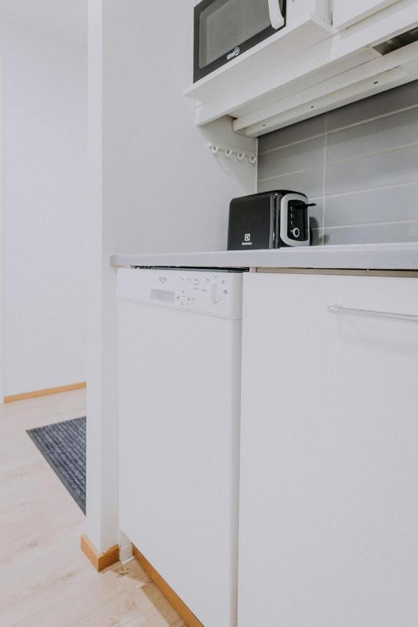 Apartment, Sleepwell, Tyynimeri With Private Parking And Optional Private Sauna Helsingfors Exteriör bild