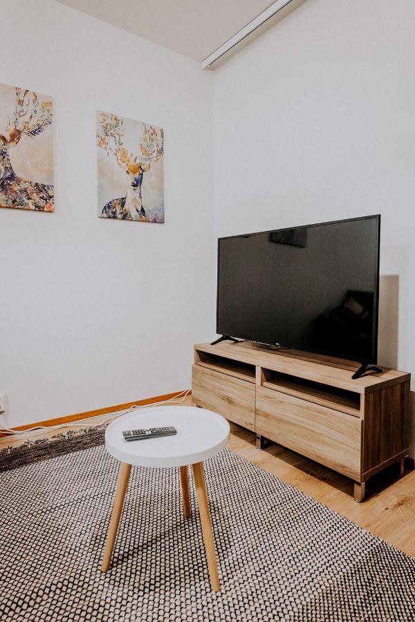 Apartment, Sleepwell, Tyynimeri With Private Parking And Optional Private Sauna Helsingfors Exteriör bild