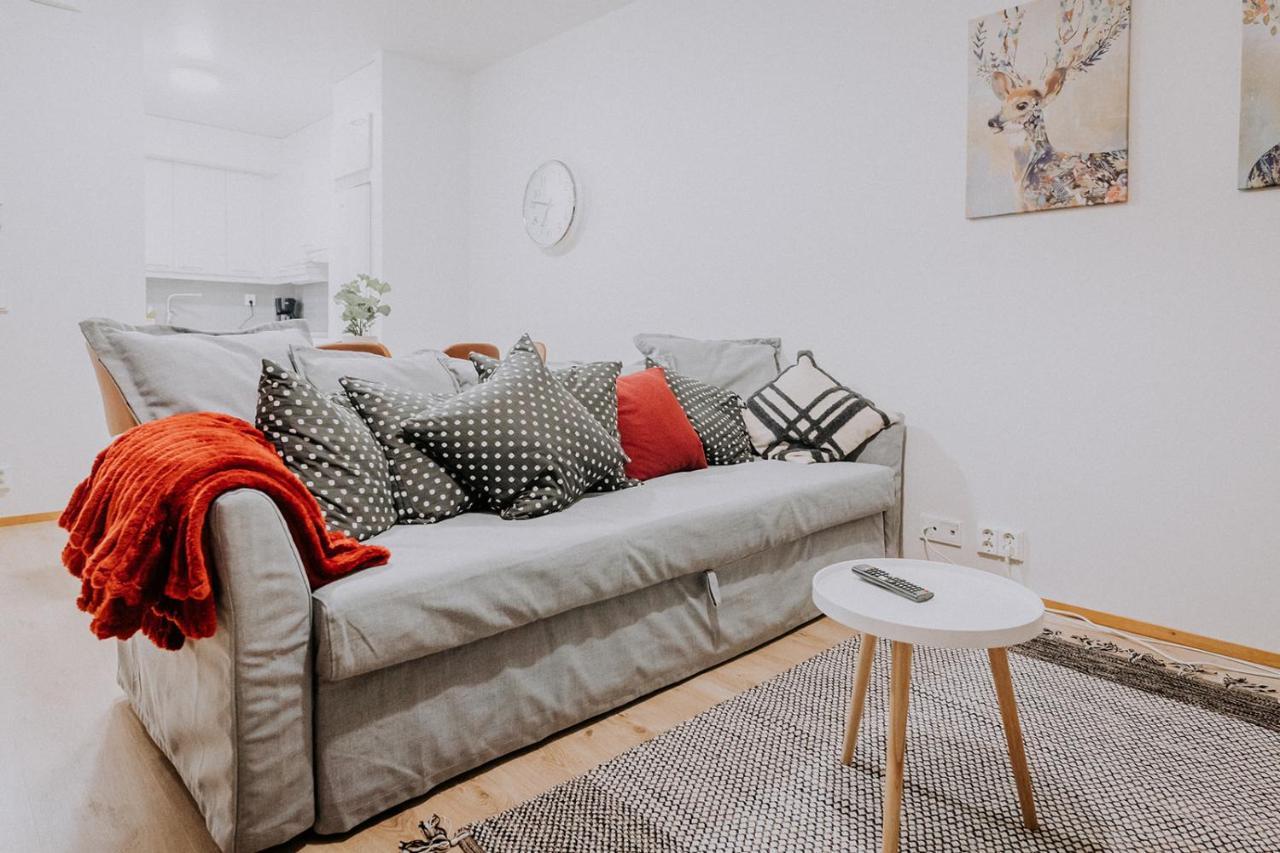Apartment, Sleepwell, Tyynimeri With Private Parking And Optional Private Sauna Helsingfors Exteriör bild