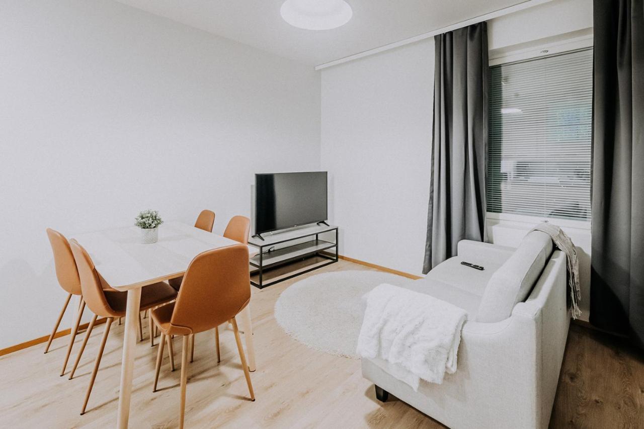 Apartment, Sleepwell, Tyynimeri With Private Parking And Optional Private Sauna Helsingfors Exteriör bild
