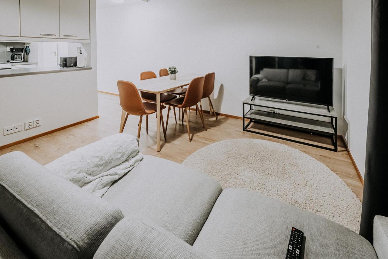 Apartment, Sleepwell, Tyynimeri With Private Parking And Optional Private Sauna Helsingfors Exteriör bild