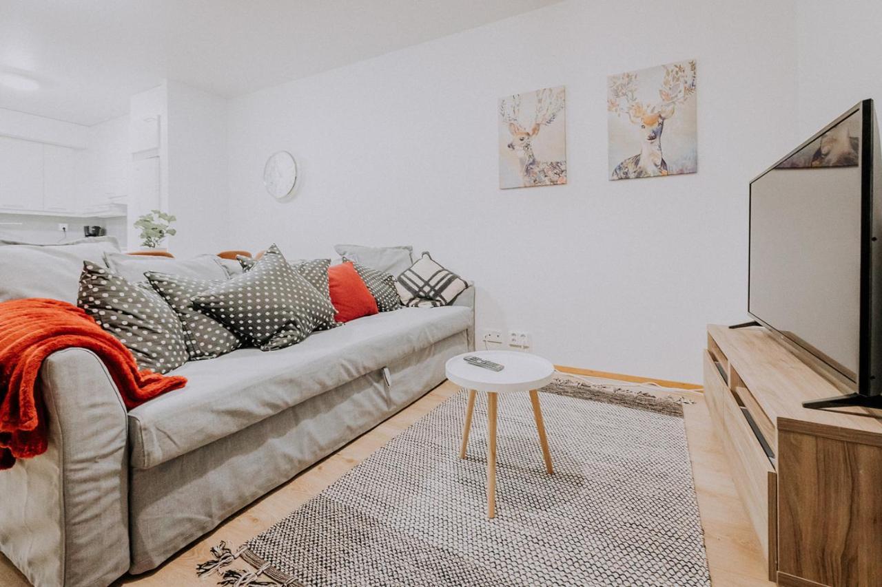 Apartment, Sleepwell, Tyynimeri With Private Parking And Optional Private Sauna Helsingfors Exteriör bild