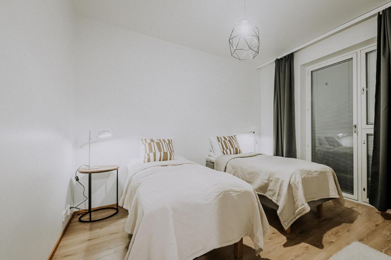 Apartment, Sleepwell, Tyynimeri With Private Parking And Optional Private Sauna Helsingfors Exteriör bild